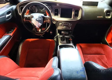 2019 Dodge Charger Scat Pack z USA, uszkodzony, nr VIN 2C3CDXGJ5KH553593